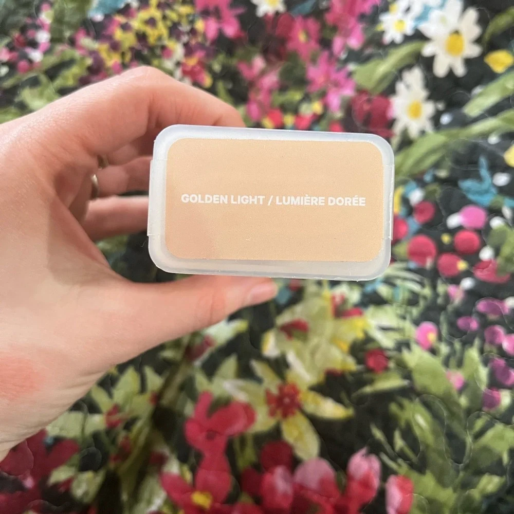 Milk Makeup Blur Liquid Matte Foundation 30ML - Golden Light NWT - Picture 2 of 7